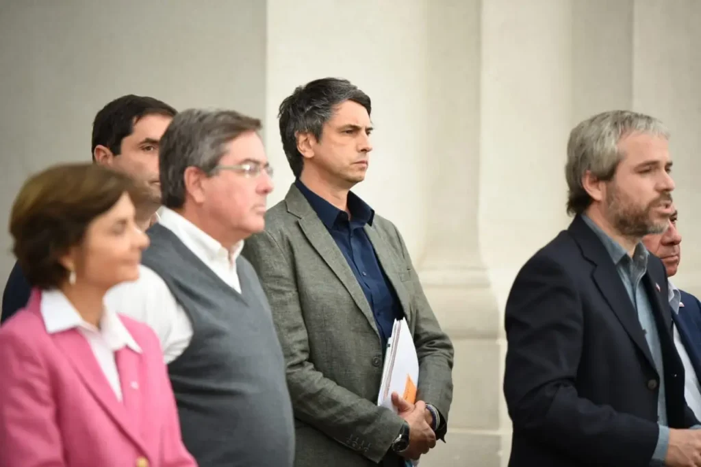 Ministro de Ciencia en Mesa Social COVID-19: “Tenemos el deber de sumar a los mejores especialistas”