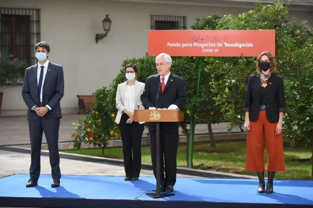 Gobierno lanza fondo de $2.300 millones para investigación científica sobre COVID19