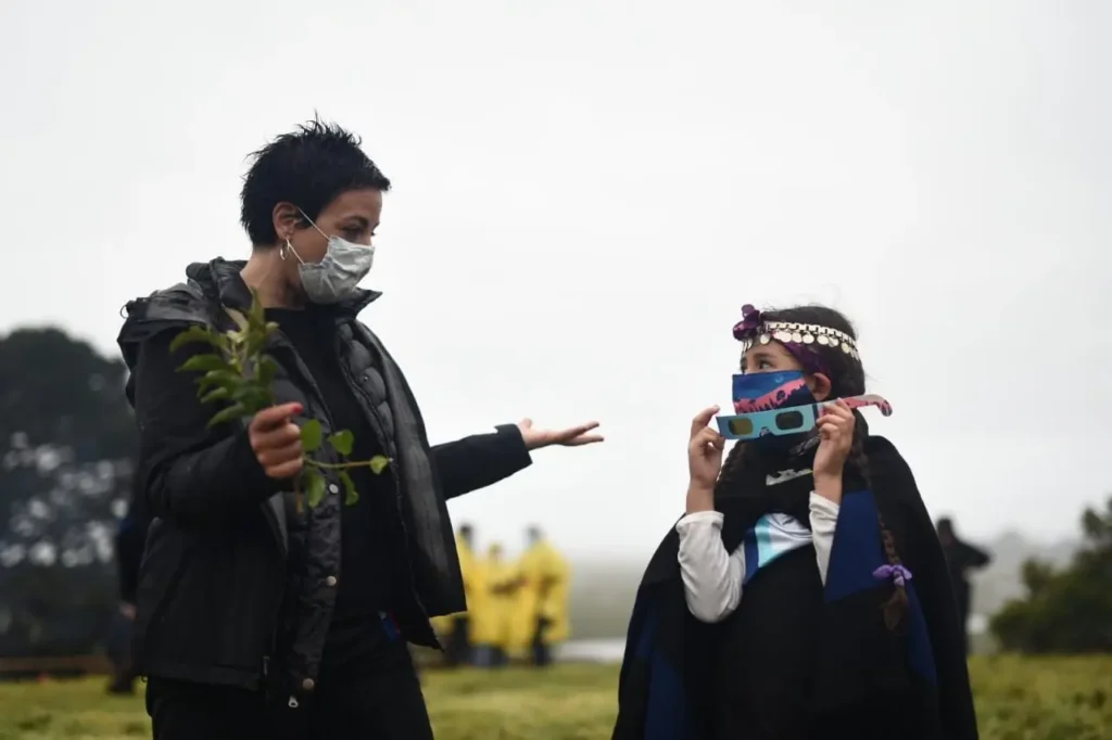 Ministerio de Ciencia destacó vínculo intercultural del eclipse total de sol
