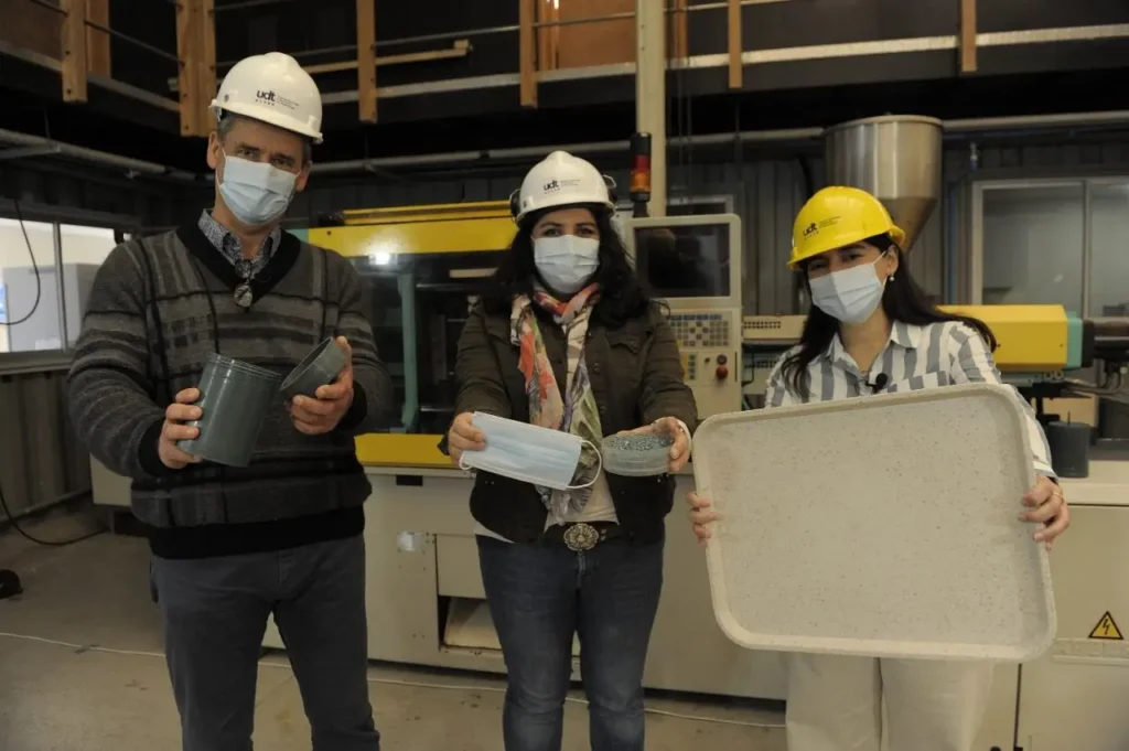 Científicos y gremio pesquero colaboran en Biobío para el reciclaje de mascarillas