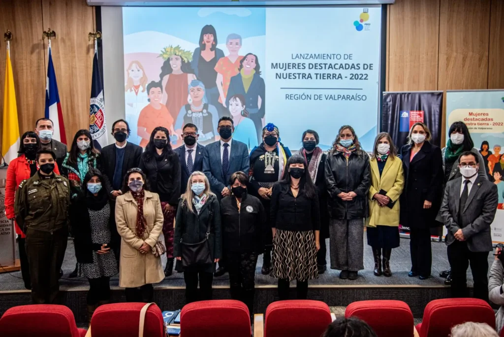 Ministro de Ciencia abre convocatoria de “Mujeres destacadas de nuestra tierra” en Valparaíso