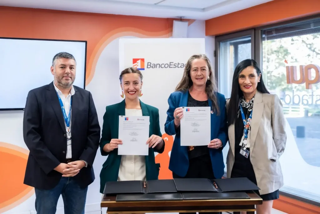 MinCiencia y BancoEstado firman convenio para potenciar el desarrollo de iniciativas científicas lideradas por mujeres