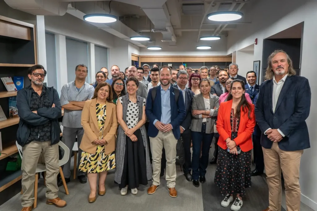 MinCiencia y Corfo anuncian importante inversión estatal en capacidad de supercómputo para inteligencia artificial