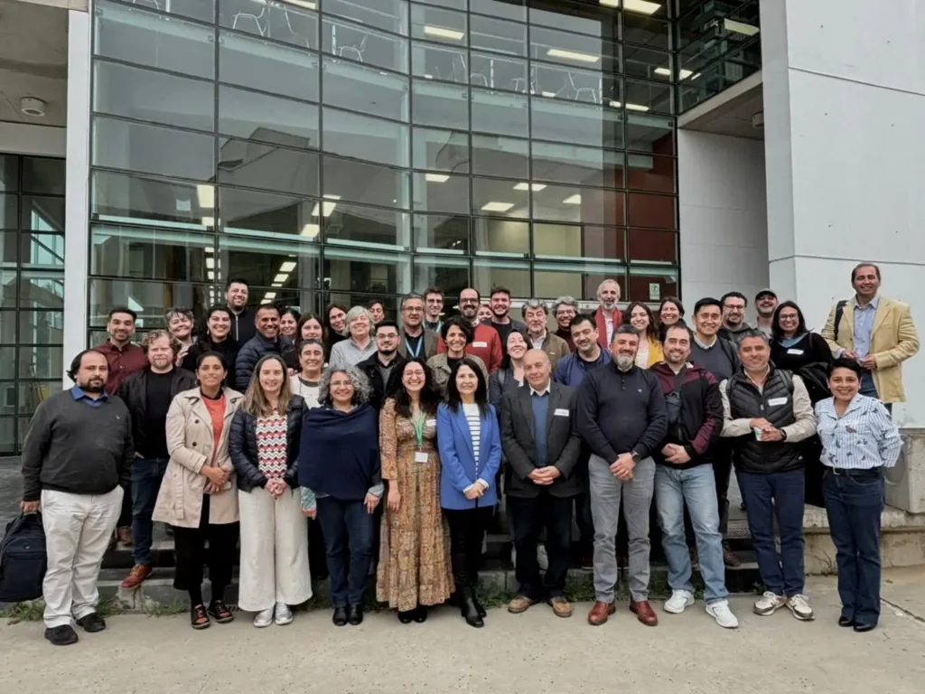 Exitosa jornada sobre cambio climático en Valparaíso convocó a estudiantes, comunicadores y científicos