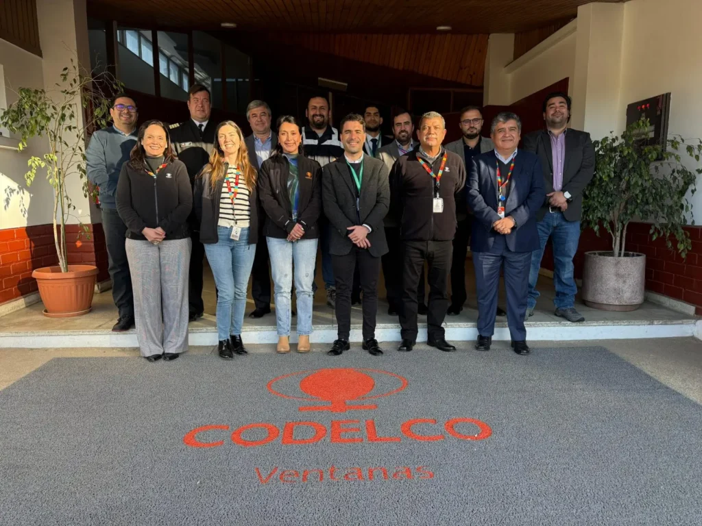 Ministerio de Ciencia y Codelco exploran uso de cobre chileno en la vanguardia científica y tecnológica mundial