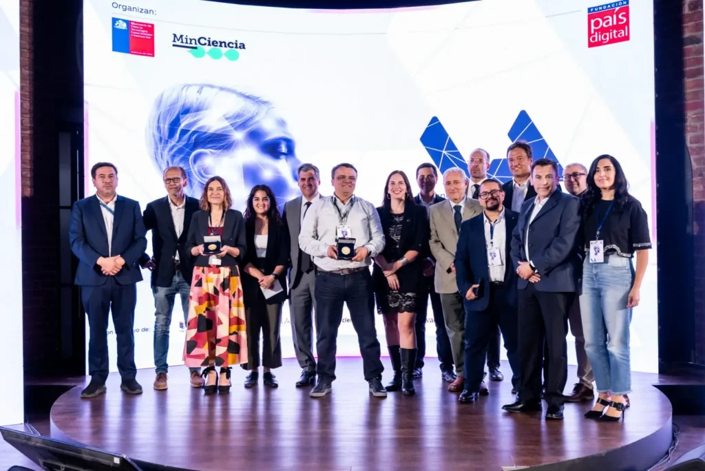 MinCiencia y País Digital entregan Premio Nacional Chile PotencIA