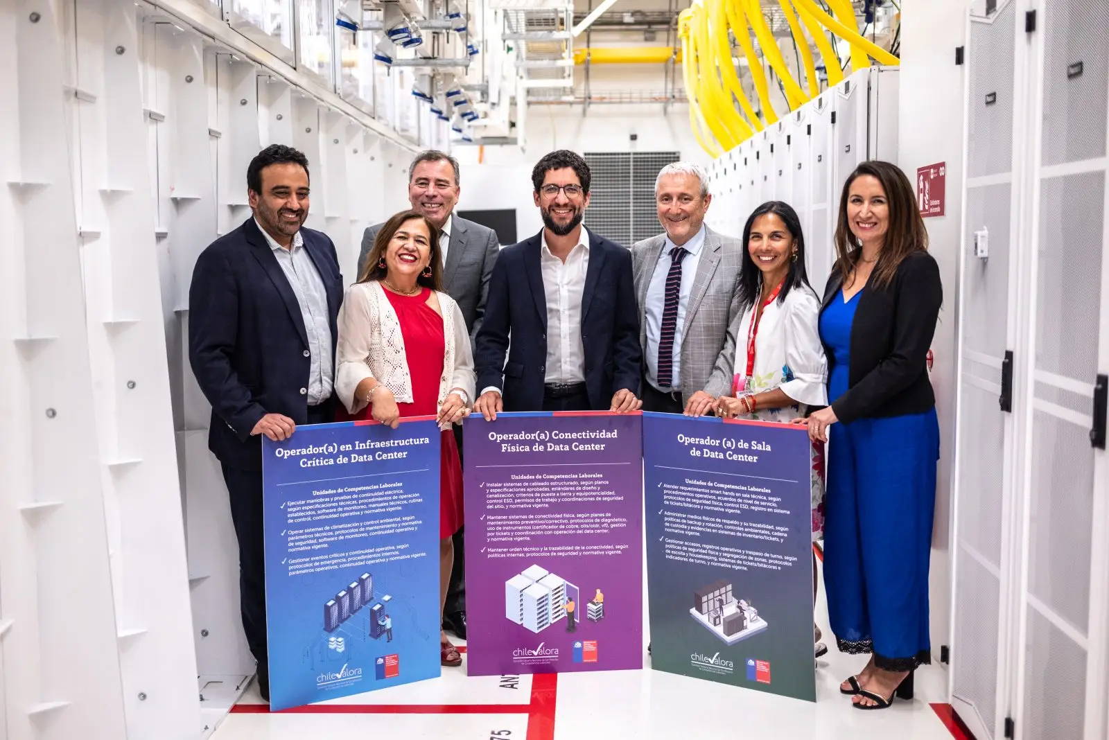 Ministerio de Ciencia y ChileValora presentan nuevos perfiles laborales para fortalecer la industria de data centers en Chile