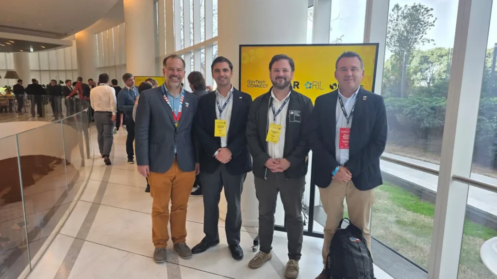 Chile llevó su agenda de inteligencia artificial para gobiernos locales al foro CONECTA IA en Buenos Aires